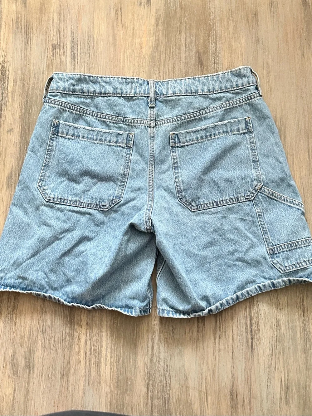 Hollister Women’s Low Rise Baggy Denim Jean Shorts